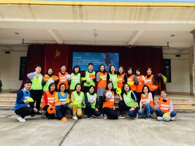 Trường zingplay tiến lên
, quận Hà Đông, Hà Nội tổ chức tập huấn giáo viên với nội dung “Không gian thể thao an toàn, thân thiện và bình đẳng giới"